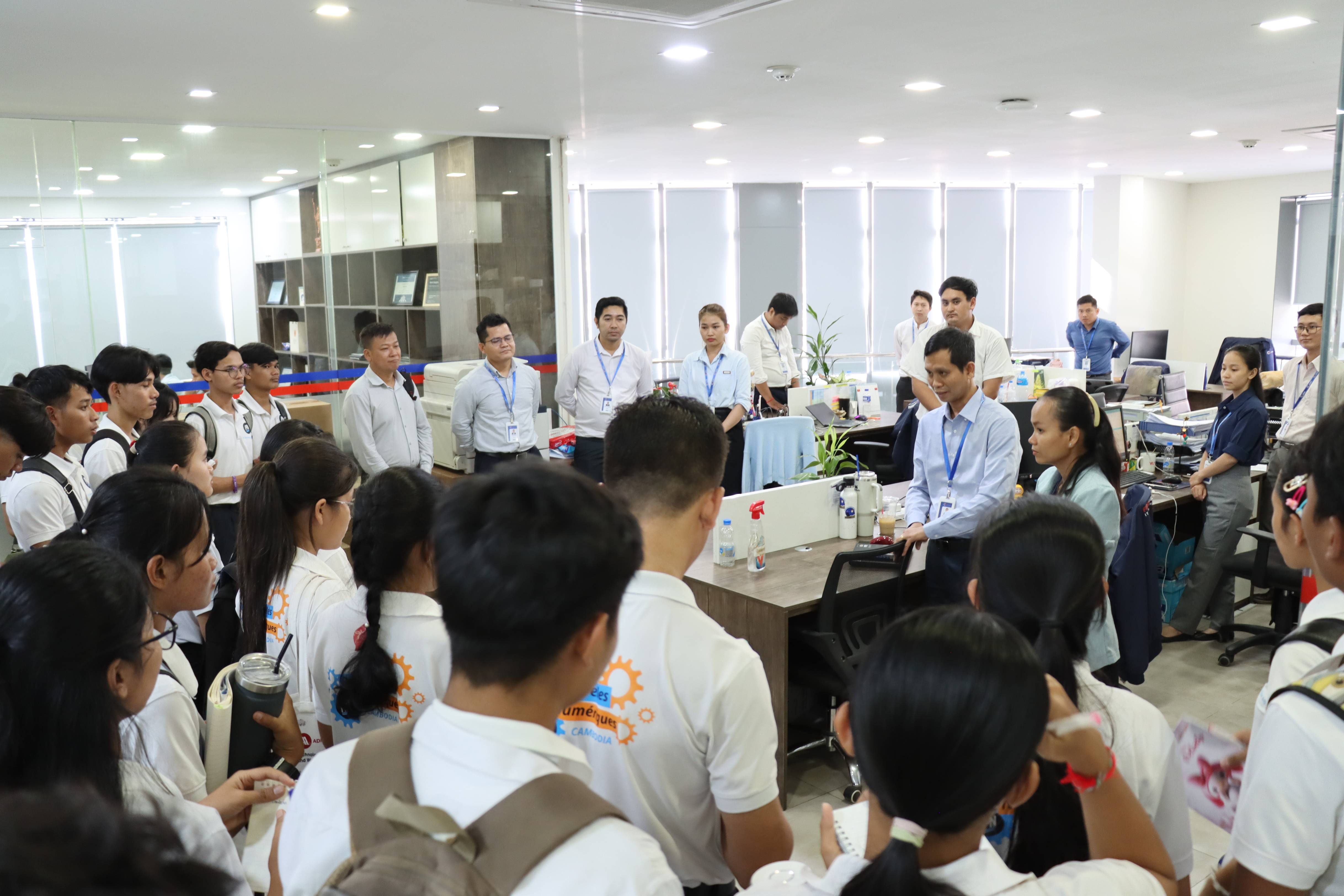 Passerelles Numériques Cambodia Students Visit First Cambodia for Real-World IT Learning Experience 